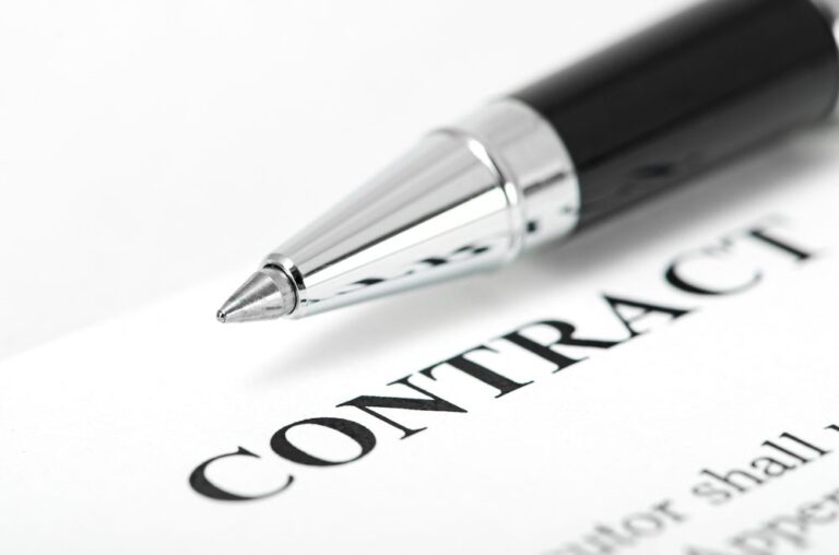 Essential requirements of a contract, types of contract, their comparative advantages and disadvantages